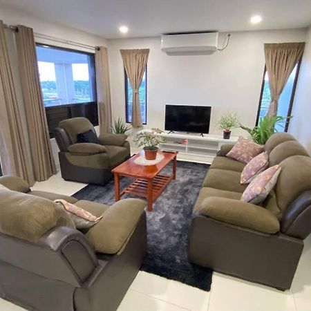 Lovely 4-Bedroom Holiday Home With Free Parking. Lautoka Exteriér fotografie