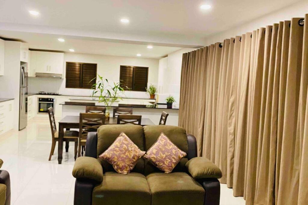 Lovely 4-Bedroom Holiday Home With Free Parking. Lautoka Exteriér fotografie